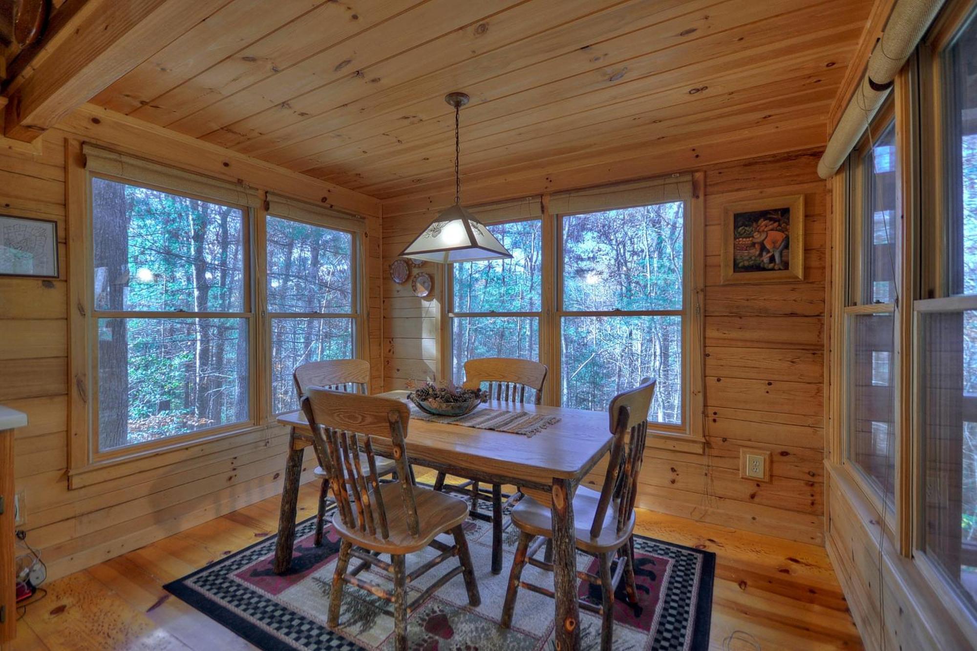 Knotty Pines Pet-Friendly Gas Fireplace Plus A Firepit Cherry Log Exterior photo
