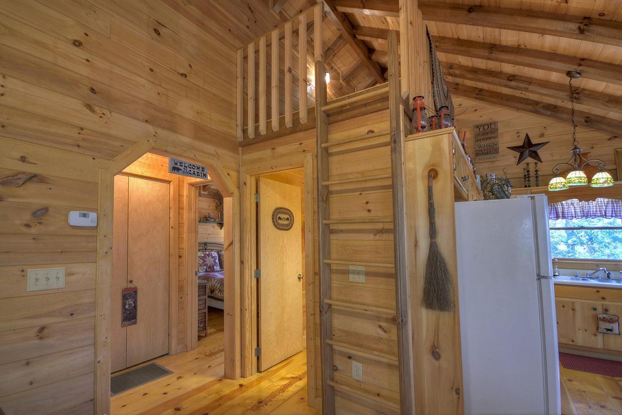 Knotty Pines Pet-Friendly Gas Fireplace Plus A Firepit Cherry Log Exterior photo